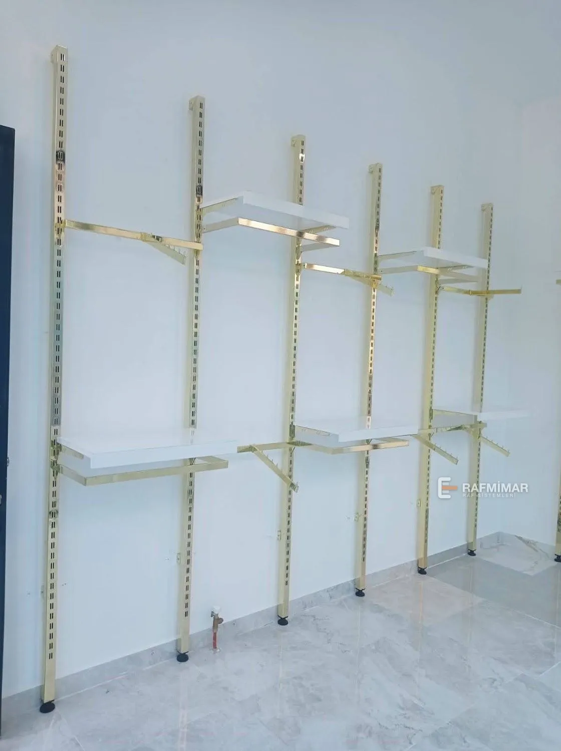 Gold kaplama mağaza rafları