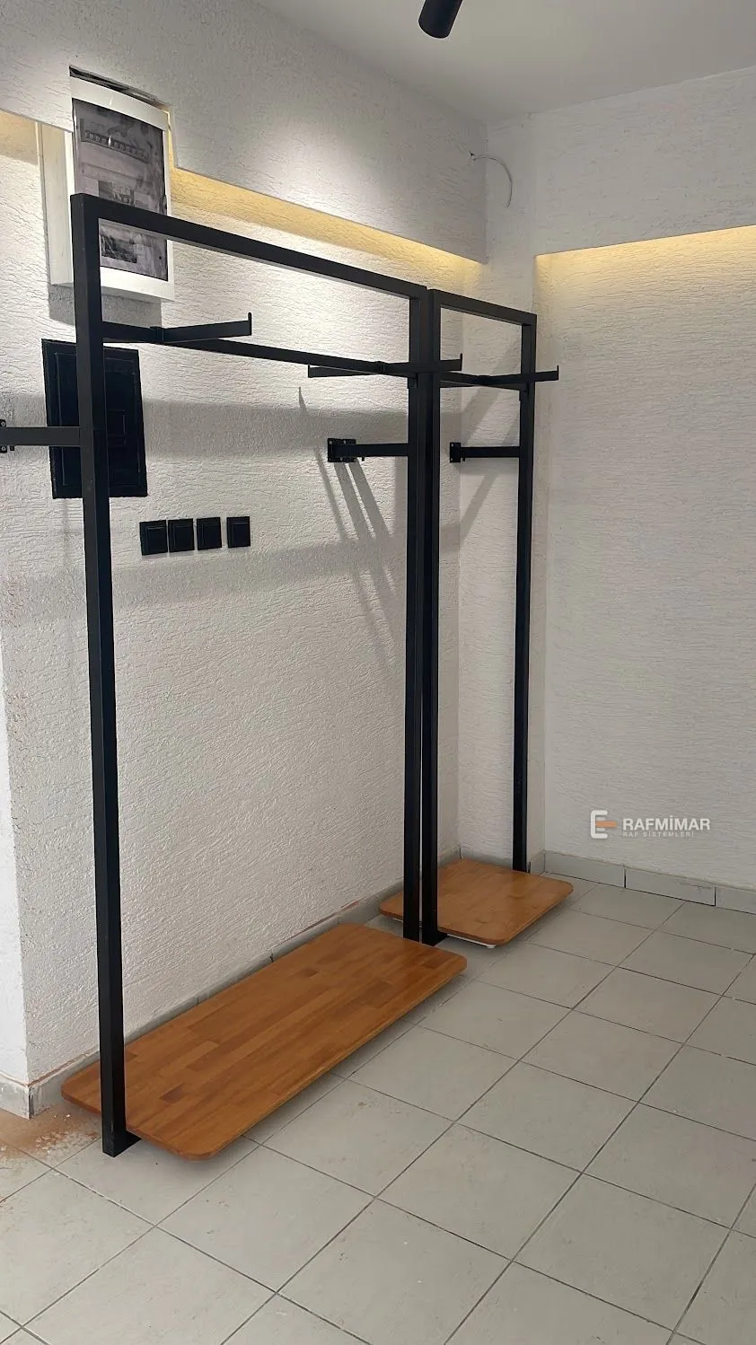 Mango model mağaza askı stantları